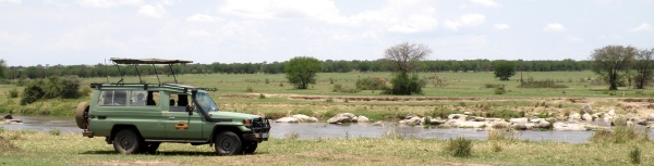 Sky of  Serengeti Safaris Land Cruiser Mara River